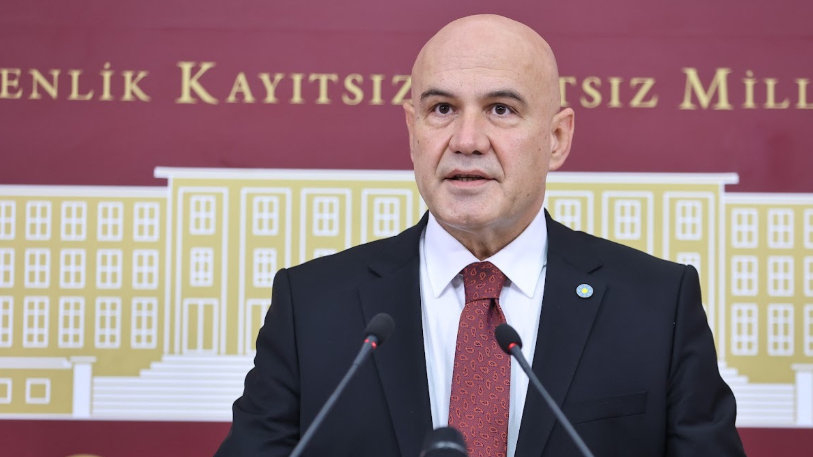 iyi partili comez kaani tamamen yerli ve milli diye pazarladiniz ama ucagin motoru bile disaridan geliyormus 6Ti4YimN