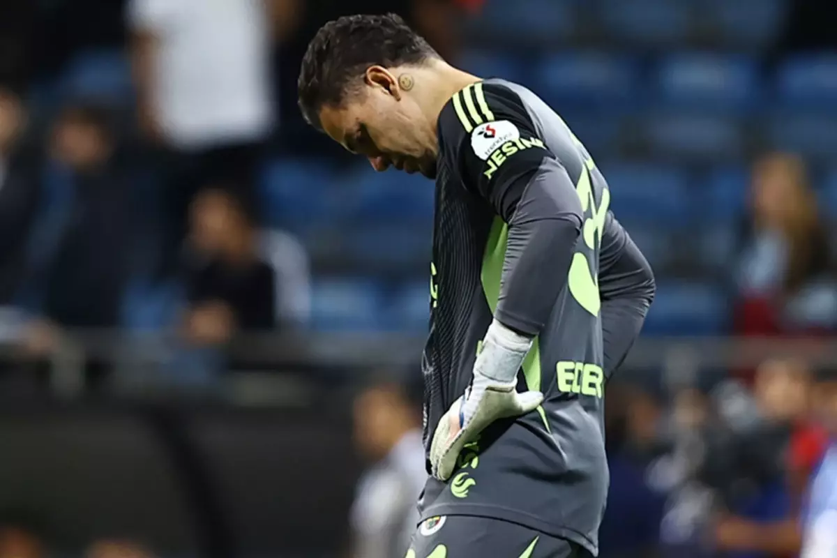 fenerbahceden sakatlik aciklamasi kadrodan cikartildi lU7aBVZT