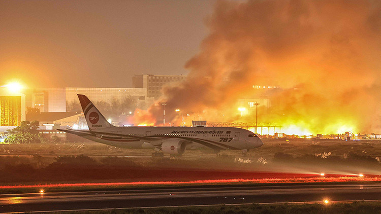 havalimaninda korkutan yangin tum ucuslar askiya alindi Ppt2v2Hp.jpg