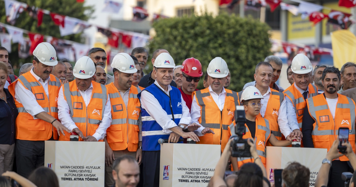 Mersinde ulasim icin dev yatirim vatan caddesi kuyuluk kavsaginin temeli atildi J1OPD6JC