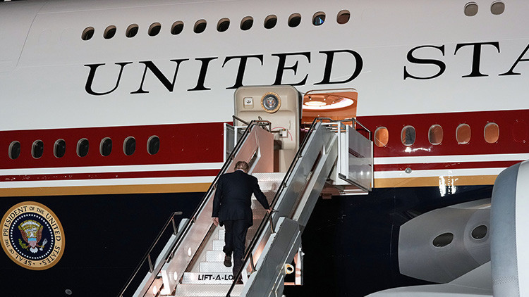 Yeniyle geldi eskiyle gitti trump neden ankarada ucak degistirdi mOQsOSkE